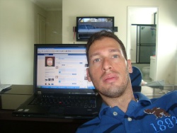 26160_383169162975_508867975_3692774_3102560_n